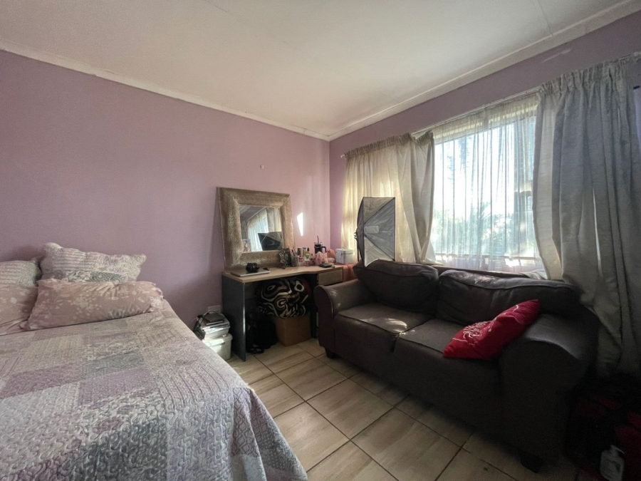 7 Bedroom Property for Sale in Haven Hills Eastern Cape